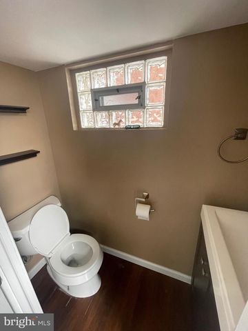 2888 WALNUT HILL ST, Philadelphia, PA 19152