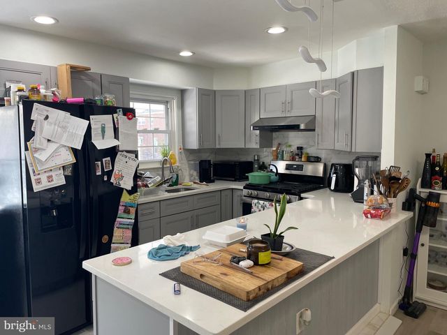 2888 WALNUT HILL ST, Philadelphia, PA 19152