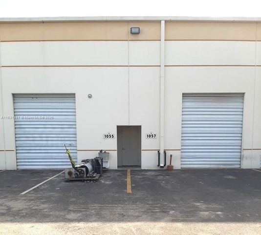 1055 NW 31st Ave, Pompano Beach, FL 33069