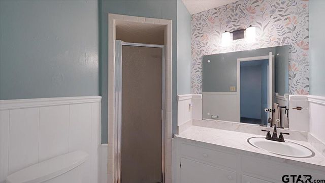 8192 County Road 428, Tyler, TX 75704