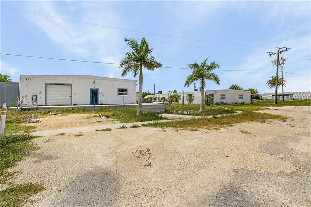 9703 Stringfellow RD, ST. JAMES CITY, FL 33956 — exterior