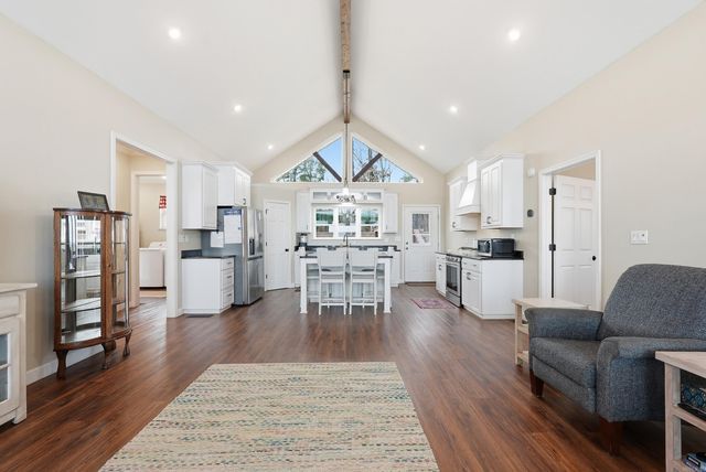 906 Stony Point Road, Houston, AR 72070