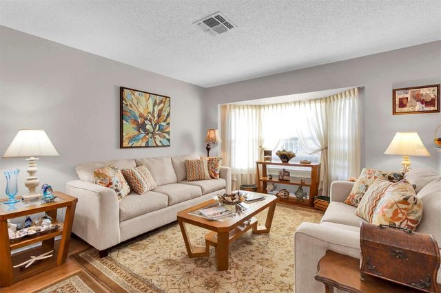 4945 BELLEMEDE BOULEVARD, New Port Richey, FL 34655