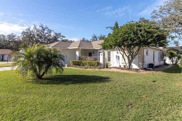 4945 BELLEMEDE BOULEVARD, New Port Richey, FL 34655