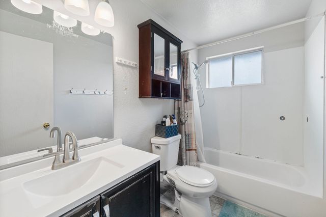 1711 N McKee Rd, Spokane Valley, WA 99016