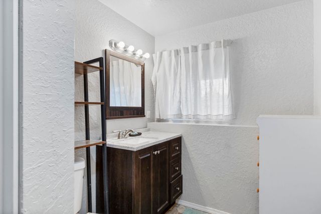 1711 N McKee Rd, Spokane Valley, WA 99016