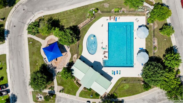 2239 Hawk Dr., New Braunfels, TX 78130