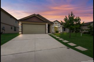 2239 Hawk Dr., New Braunfels, TX 78130