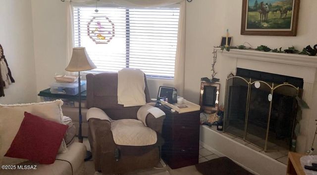 15694 N Twin Lakes Drive, Tucson, AZ 85739