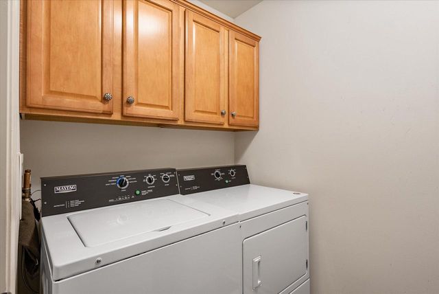 1705 Tumbleweed CIRCLE, West Bend, WI 53095