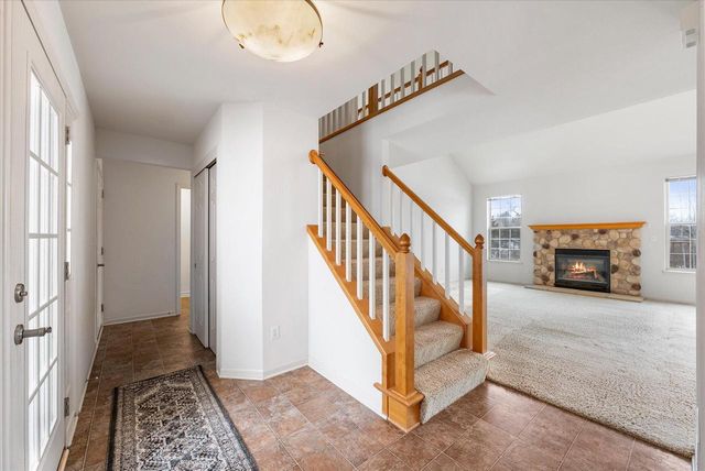 1705 Tumbleweed CIRCLE, West Bend, WI 53095