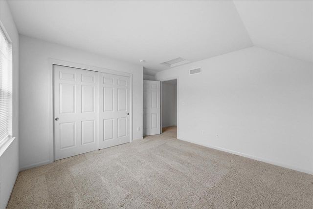 1705 Tumbleweed CIRCLE, West Bend, WI 53095