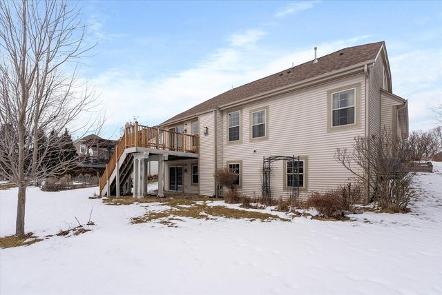 1705 Tumbleweed CIRCLE, West Bend, WI 53095