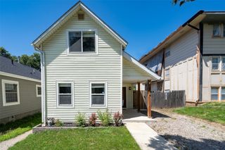 814 Lyon Street, Des Moines, IA 50309