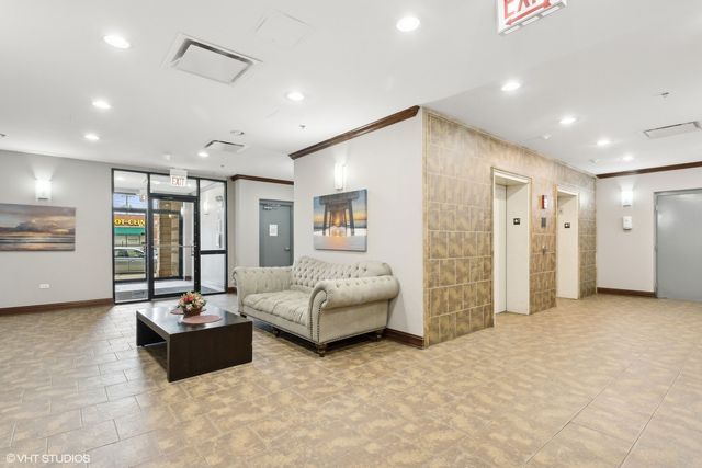 3630 N Harlem Avenue 205, Chicago, IL 60634