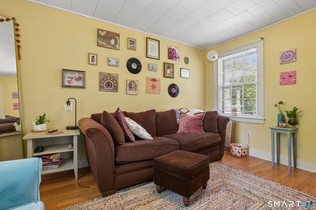 18 Cottage Street, New Haven, CT 06511