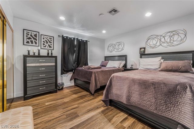 1963 Casa Vista Drive, Las Vegas, NV 89146