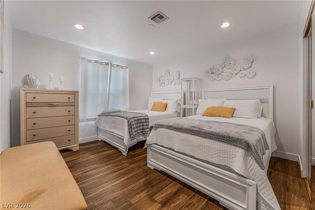 1963 Casa Vista Drive, Las Vegas, NV 89146