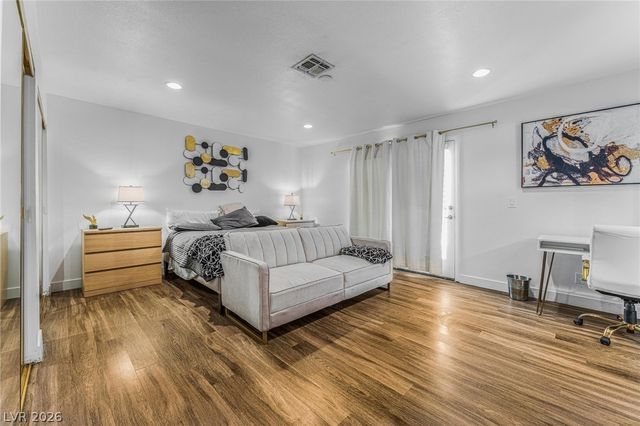 1963 Casa Vista Drive, Las Vegas, NV 89146