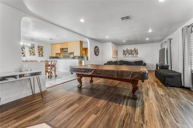 1963 Casa Vista Drive, Las Vegas, NV 89146