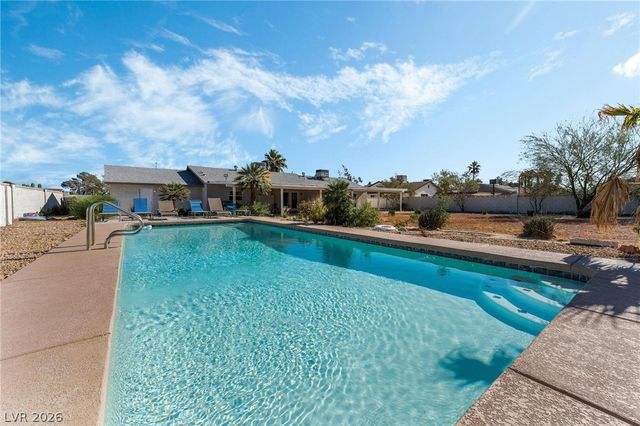 1963 Casa Vista Drive, Las Vegas, NV 89146