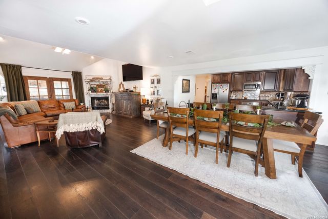 1466 County Road 456, Hondo, TX 78861