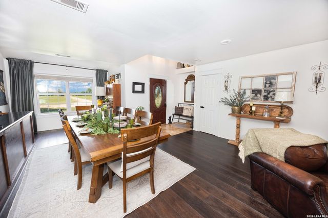 1466 County Road 456, Hondo, TX 78861