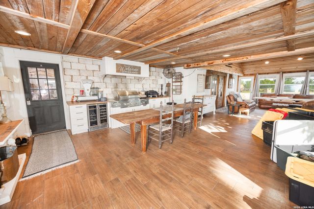 1466 County Road 456, Hondo, TX 78861