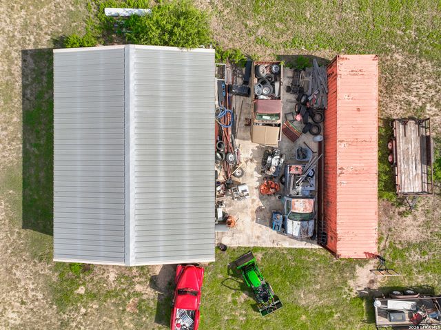 1466 County Road 456, Hondo, TX 78861