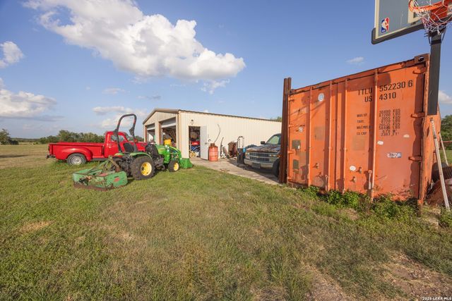 1466 County Road 456, Hondo, TX 78861