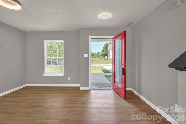 128 Longlea Drive, Clover, SC 29710