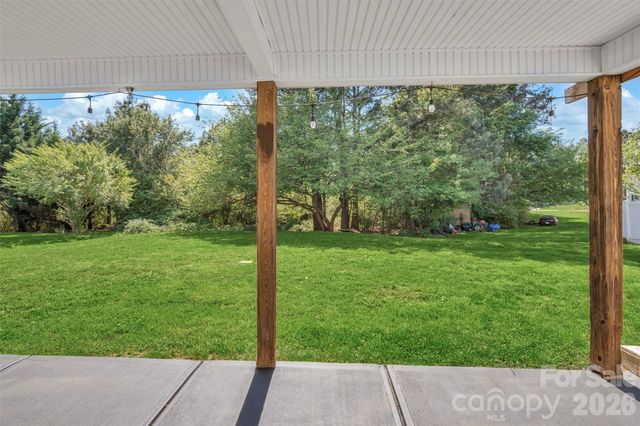 128 Longlea Drive, Clover, SC 29710