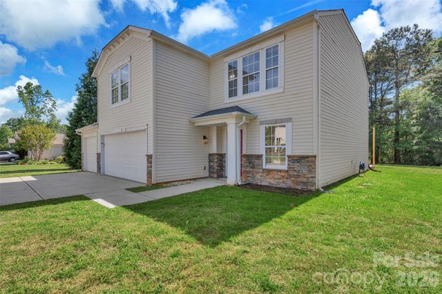 128 Longlea Drive, Clover, SC 29710
