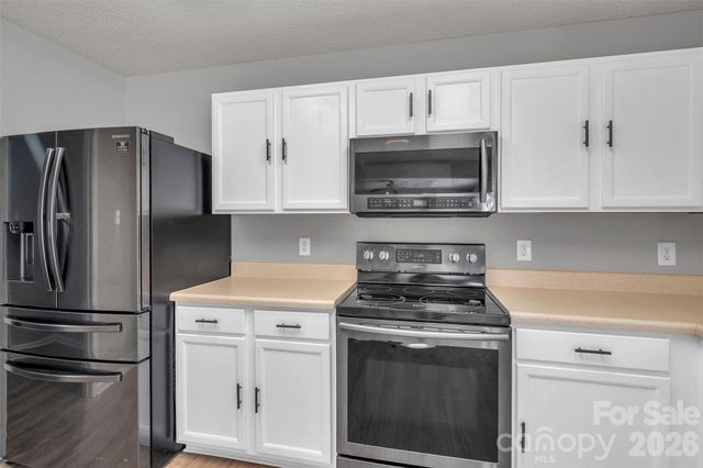 128 Longlea Drive, Clover, SC 29710