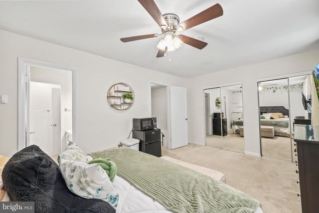 14054 FALLBROOK LN, Woodbridge, VA 22193