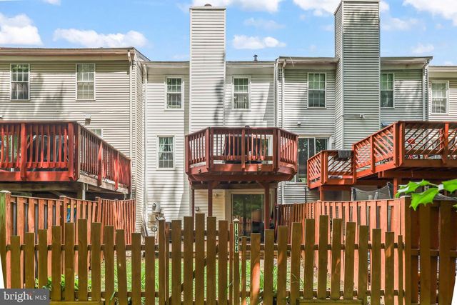 14054 FALLBROOK LN, Woodbridge, VA 22193
