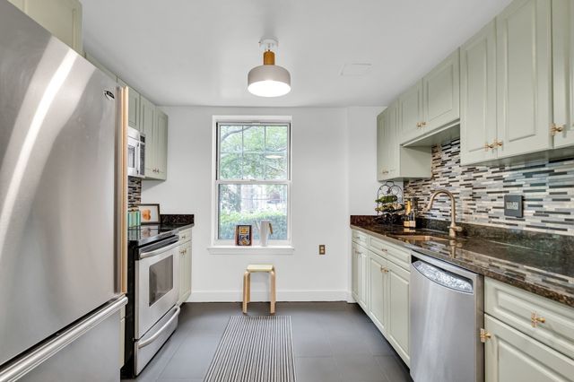 300 Allston St 103, Boston, MA 02135