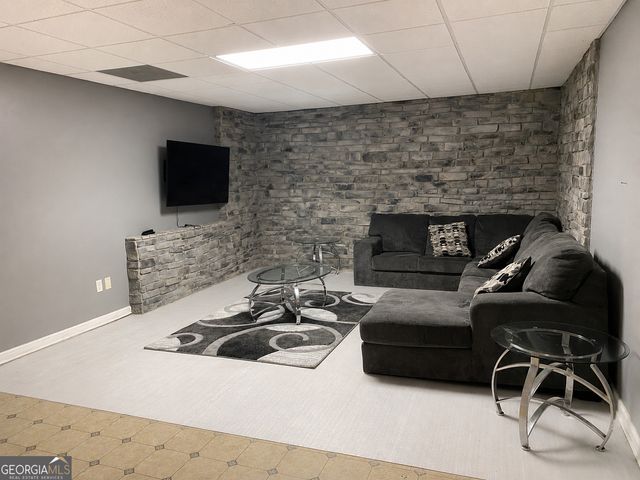130 Thomas Trail, Fayetteville, GA 30215