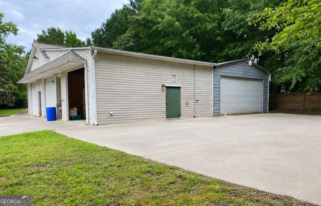130 Thomas Trail, Fayetteville, GA 30215