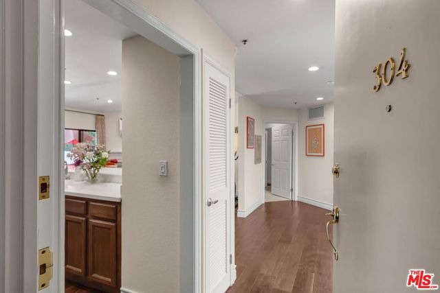 1722 Malcolm Avenue 304, Los Angeles, CA 90024