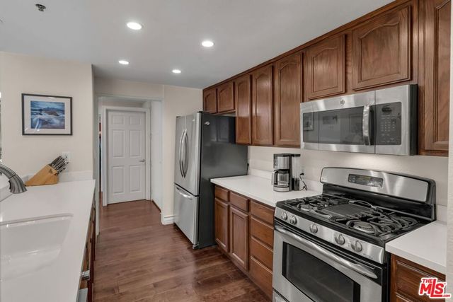 1722 Malcolm Avenue 304, Los Angeles, CA 90024