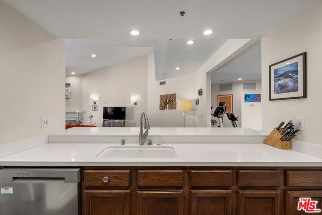 1722 Malcolm Avenue 304, Los Angeles, CA 90024