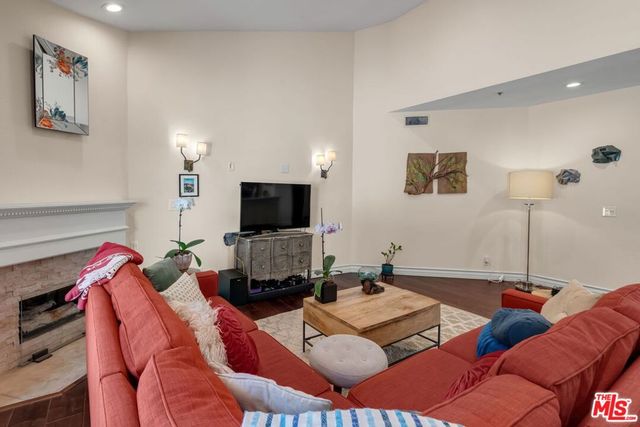 1722 Malcolm Avenue 304, Los Angeles, CA 90024