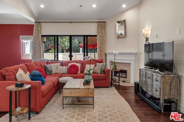 1722 Malcolm Avenue 304, Los Angeles, CA 90024