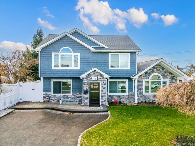 72 Sugar Maple Road, Levittown, NY 11756