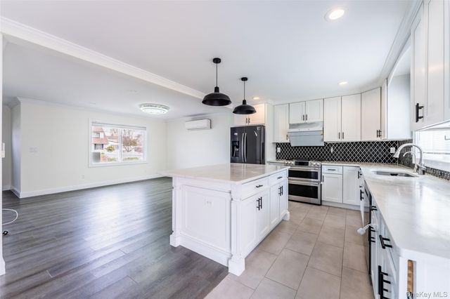 72 Sugar Maple Road, Levittown, NY 11756