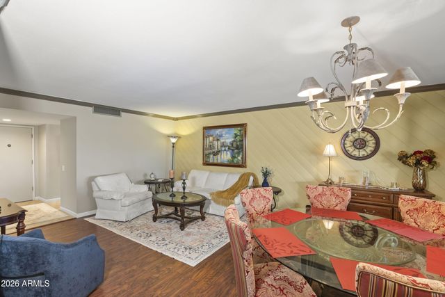 9321 W BRIARWOOD Circle, Sun City, AZ 85351