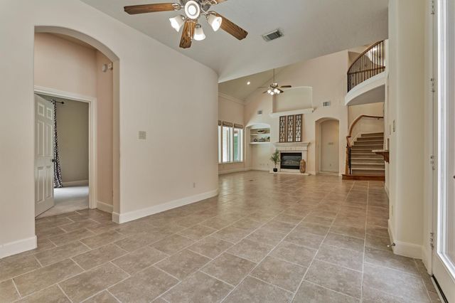 13274 Meadow Creek Lane, Conroe, TX 77302