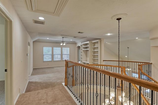 13274 Meadow Creek Lane, Conroe, TX 77302