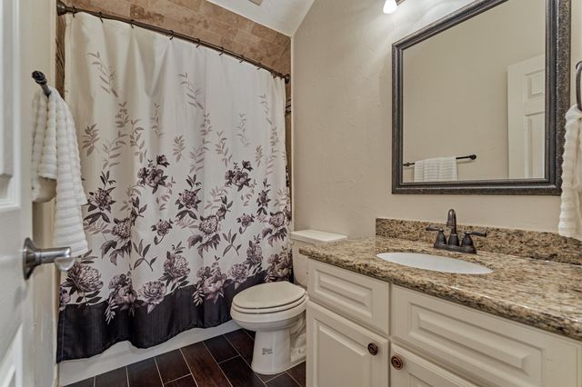 13274 Meadow Creek Lane, Conroe, TX 77302